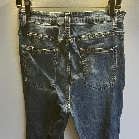 Forever 21 Dark Blue Distressed Jeans - Picture 5 of 5